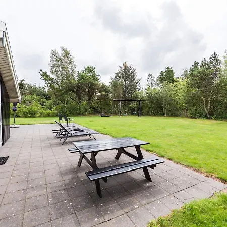 Holiday home Holiday Lxiii